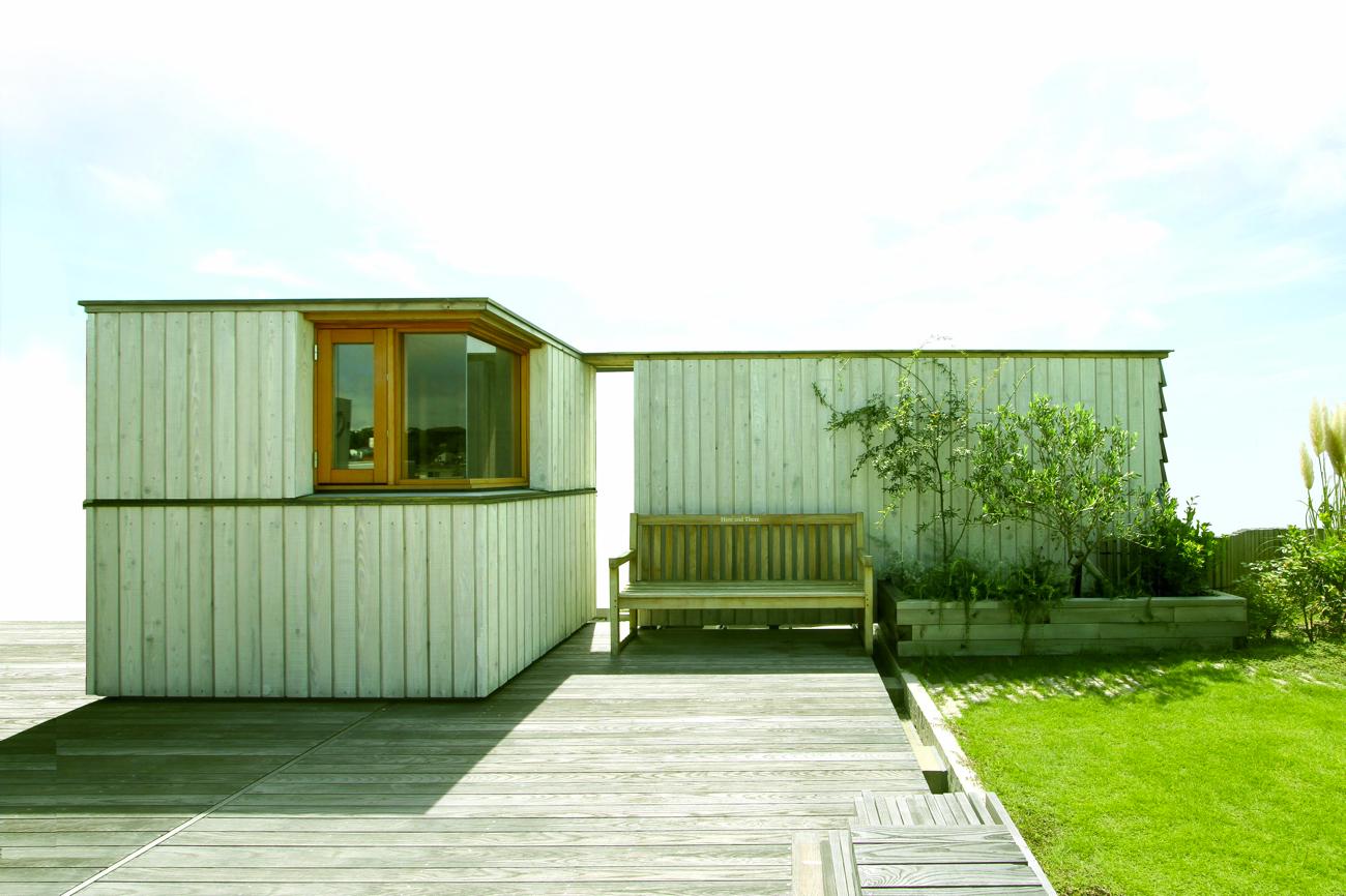 Self Rising Box Design milligram architectural studio